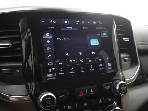 Used 2022 RAM 2500 Laramie AWD/4WD image 51