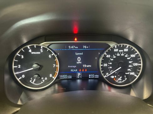 Used 2025 Nissan Altima 2.5 SV AWD/4WD image 8