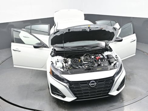 Certified 2025 Nissan Altima 2.5 S image 38