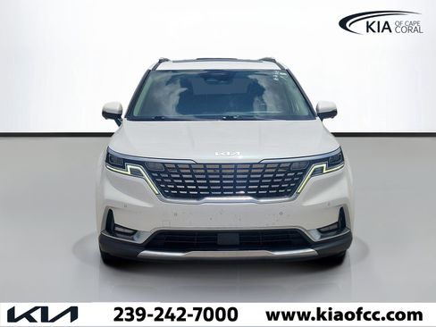 Used 2022 Kia Carnival SX Prestige FWD image 2