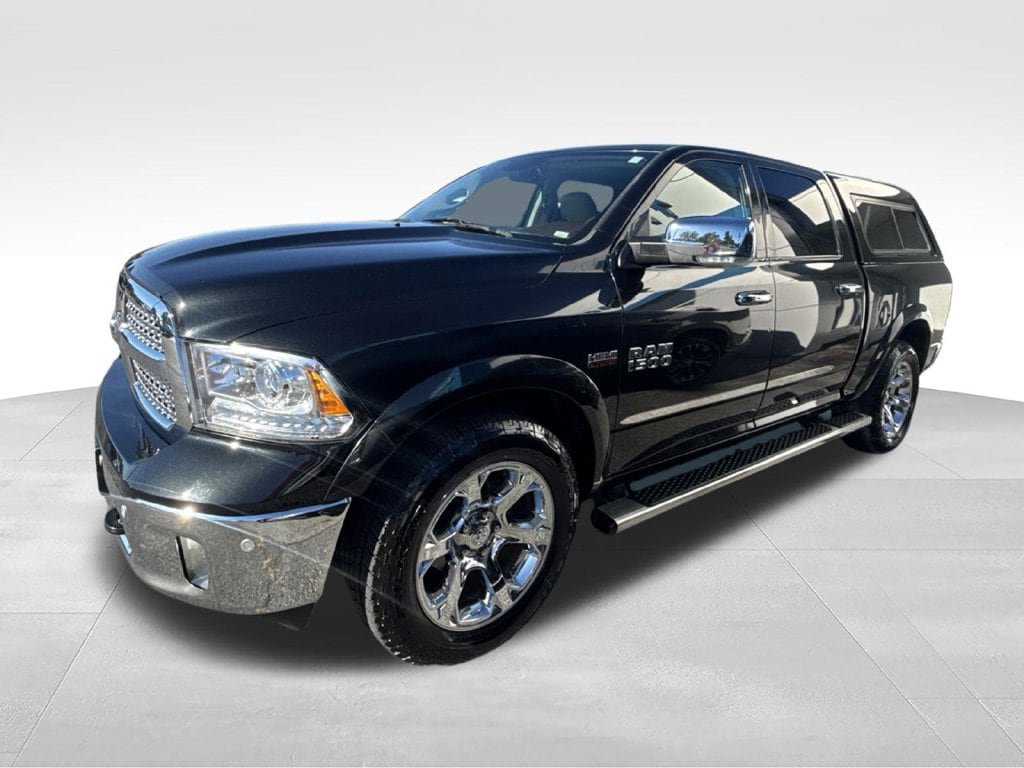 Used 2017 RAM 1500 Laramie w/ Protection Group AWD/4WD image 5