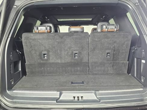 Used 2024 Lincoln Navigator Reserve w/ Equipment Group 201A image 16