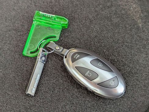 New 2025 Hyundai Santa Cruz XRT image 24