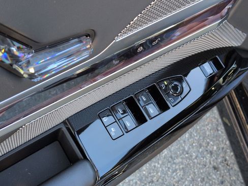 Certified 2024 BMW 760i xDrive 760i xDrive w/ Premium Package 2 image 15