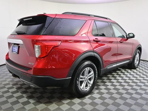 Used 2023 Ford Explorer XLT w/ Equipment Group 202A AWD/4WD image 7