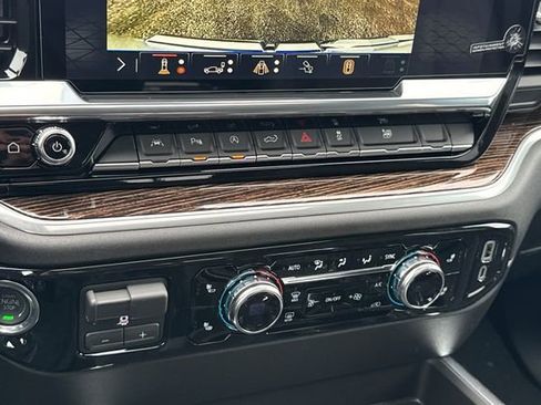 New 2026 GMC Sierra 1500 Elevation w/ Elevation Premium Package image 24