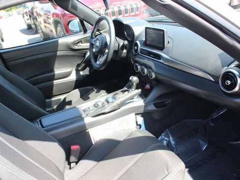 Used 2019 FIAT 124 Spider Classica w/ Technology Group image 26