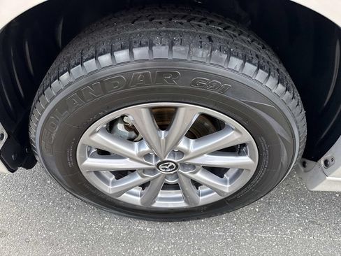 Certified 2024 MAZDA CX-5 AWD 2.5 S w/ Preferred Package image 14
