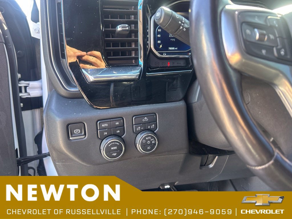 Used 2022 Chevrolet Silverado 1500 RST AWD/4WD image 7