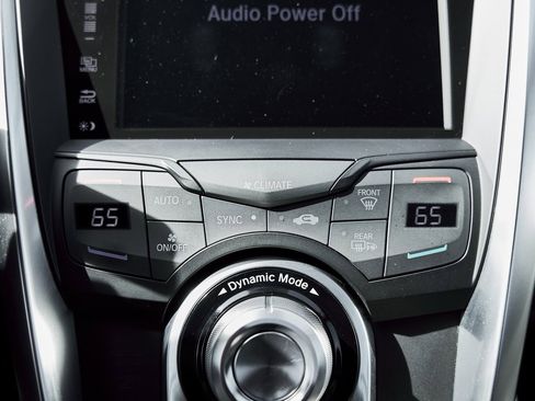 Used 2017 Acura NSX image 65