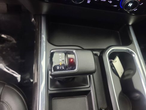 Used 2024 Chevrolet Silverado 1500 LTZ AWD/4WD image 42