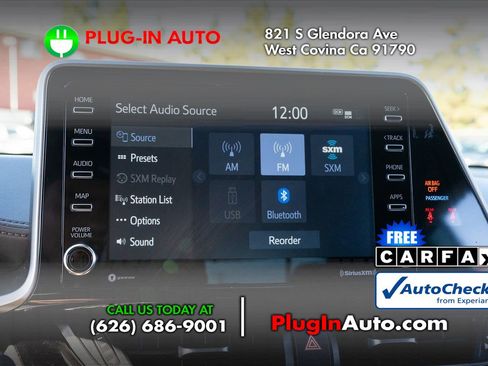 Used 2022 Toyota C-HR Limited image 22