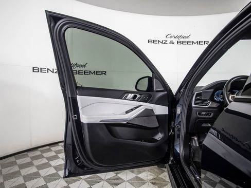 Used 2023 BMW X5 xDrive45e w/ Executive Package image 15