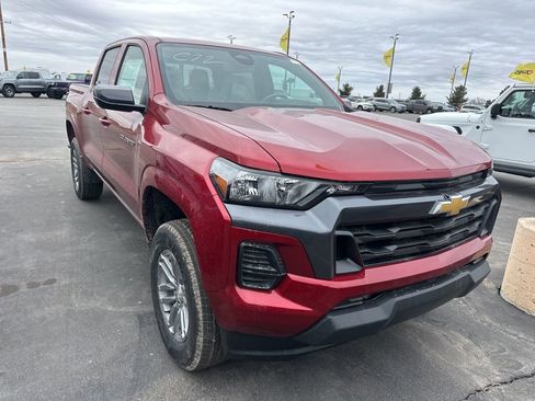New 2026 Chevrolet Colorado LT image 2