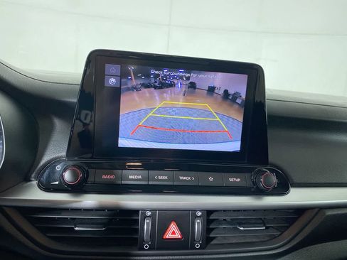 Used 2024 Kia Forte LXS image 19