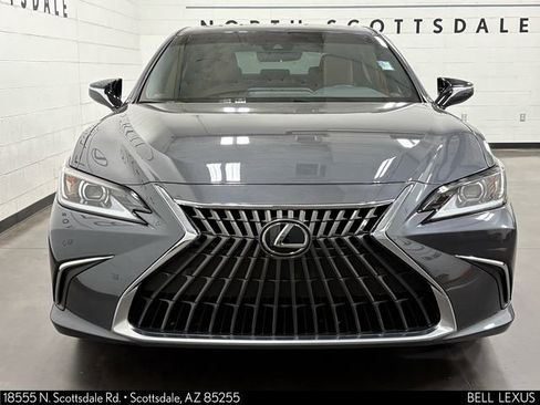 Used 2025 Lexus ES 300h w/ Premium Package FWD image 6