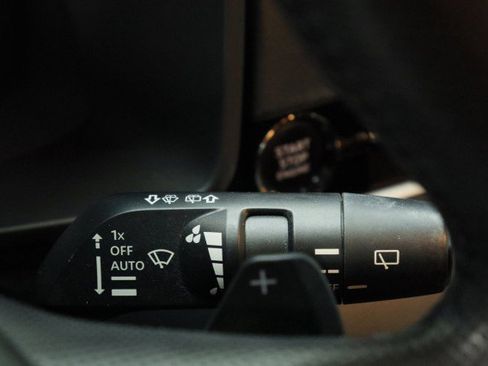 Used 2022 Mitsubishi Outlander SE AWD/4WD image 14