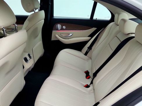 Used 2020 Mercedes-Benz E 350 4MATIC Sedan w/ Parking Assistance Package image 20
