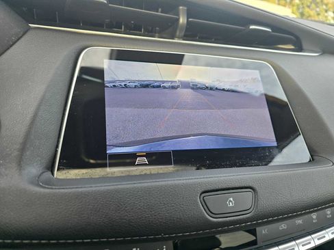 Used 2022 Cadillac XT4 Luxury w/ Cold Weather Package image 29