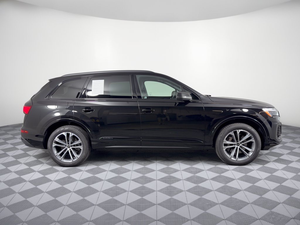 Certified 2026 Audi Q7 2.0T Premium AWD/4WD image 8