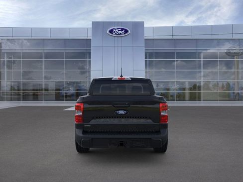 New 2025 Ford Maverick XLT w/ XLT Luxury Package FWD image 5