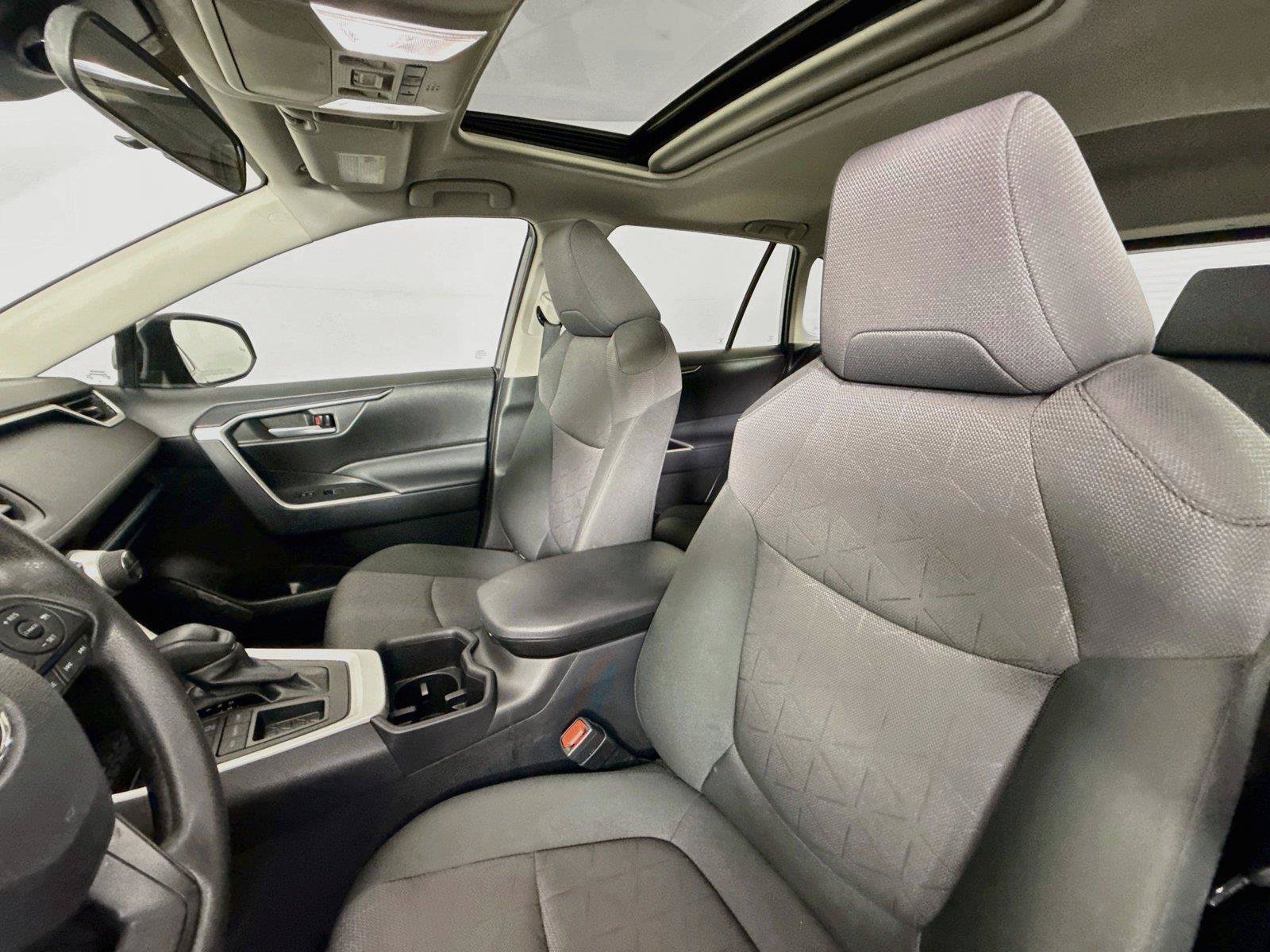Certified 2025 Toyota RAV4 XLE w/ Convenience Package FWD image 3