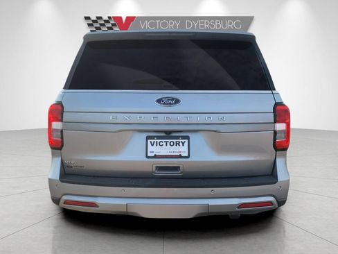 Used 2023 Ford Expedition XLT RWD image 5