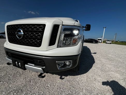 Used 2018 Nissan Titan PRO-4X w/ Pro-4x Utility Package AWD/4WD image 28