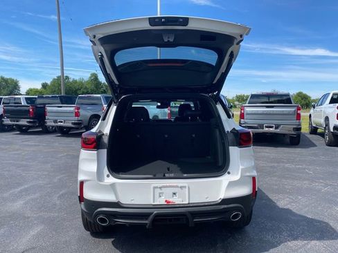 New 2026 Chevrolet TrailBlazer RS w/ Convenience Package AWD/4WD image 17