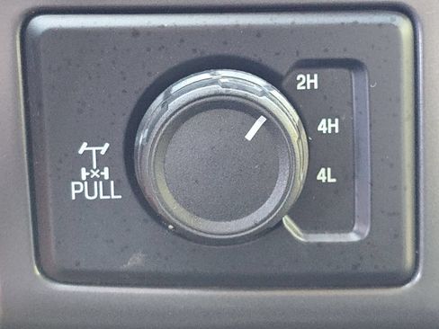 Used 2019 Ford F150 XLT w/ Equipment Group 302A Luxury AWD/4WD image 34