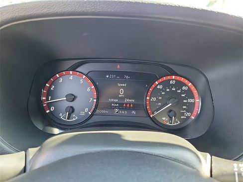 Used 2023 Nissan Frontier Pro-X w/ Tow Package image 6