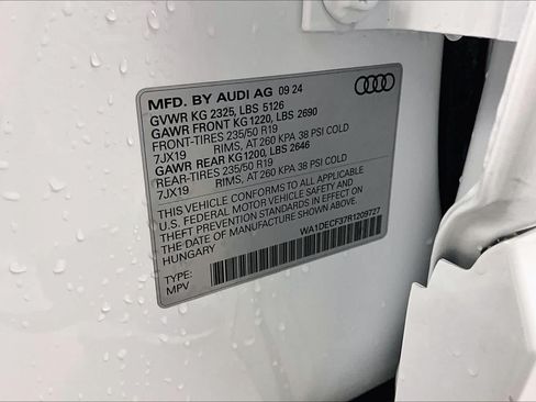 Used 2024 Audi Q3 2.0T Premium AWD/4WD image 34