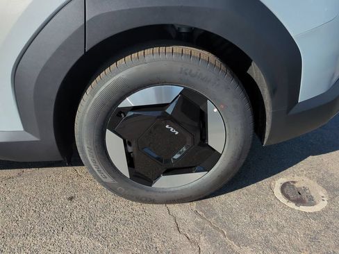 New 2026 Kia EV9 Light RWD image 31