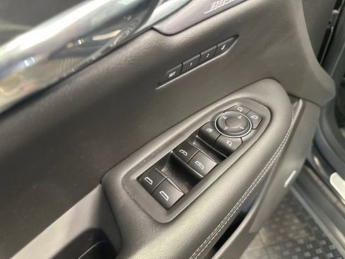 Used 2020 Cadillac XT6 Premium Luxury AWD/4WD image 11