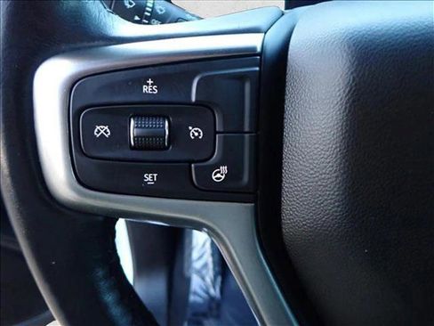 Used 2022 Chevrolet Silverado 1500 LT w/ Convenience Package II image 13