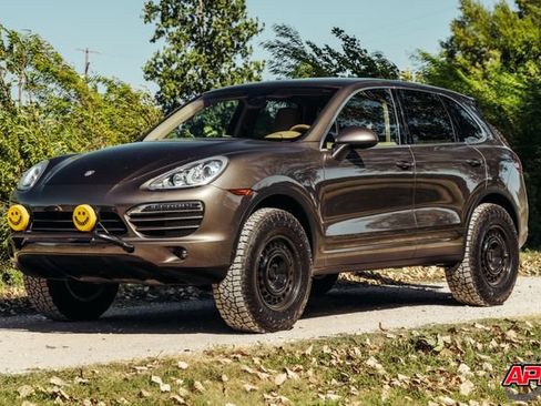 Used 2013 Porsche Cayenne AWD/4WD image 9