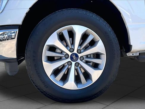 Used 2021 Ford F150 XLT w/ Equipment Group 302A High AWD/4WD image 11