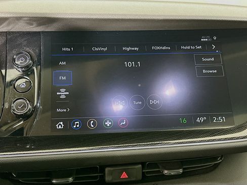 Used 2023 Buick Envision Essence w/ Sport Touring Package image 21