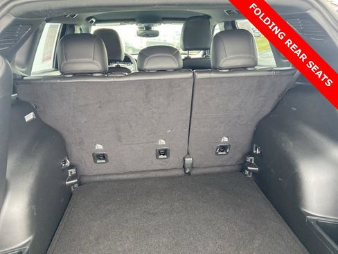 Used 2023 Jeep Compass Latitude w/ Convenience Group image 9