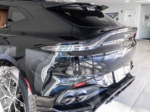 New 2026 Aston Martin DBX 707 image 14