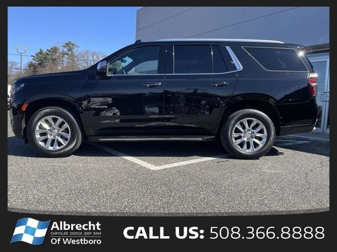 Used 2024 Chevrolet Tahoe Premier AWD/4WD image 2