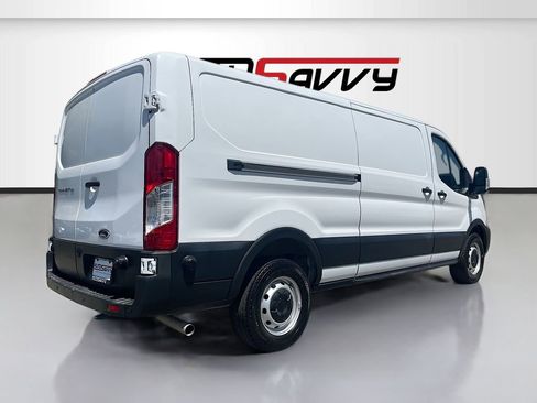 Used 2024 Ford Transit 150 Low Roof RWD image 7