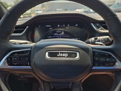 Used 2025 Jeep Grand Cherokee L Summit w/ Obsidian Package AWD/4WD image 21