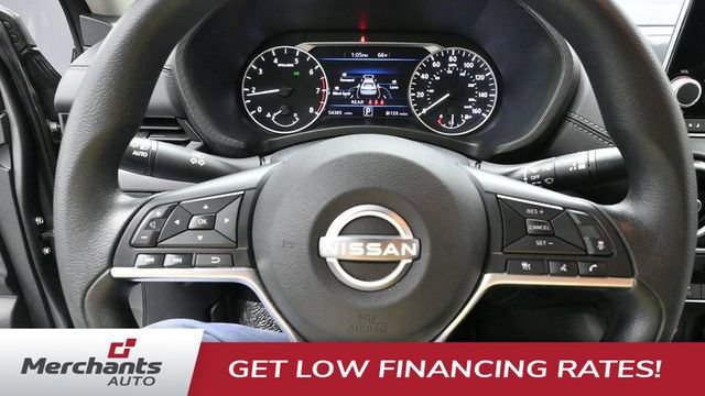 Used 2024 Nissan Sentra SV FWD image 19