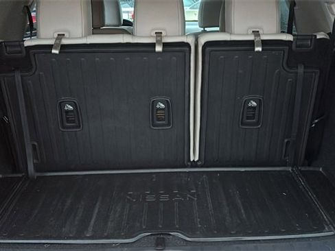 Used 2022 Nissan Pathfinder Platinum w/ Cargo Package image 32