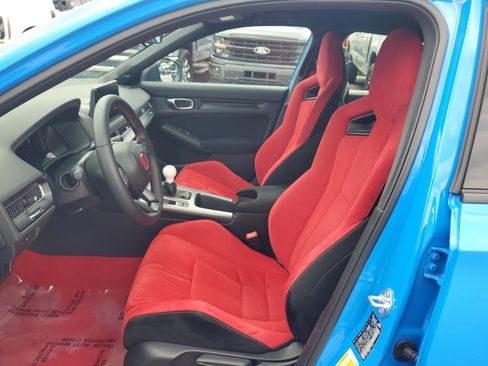 Used 2025 Honda Civic Type R image 13