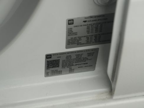 Used 2023 Chevrolet Silverado 1500 ZR2 w/ Technology Package image 17