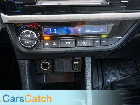 Used 2016 Toyota Corolla LE image 29