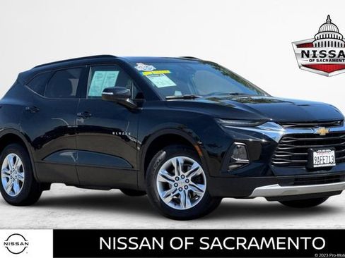 Used 2022 Chevrolet Blazer LT FWD image 1