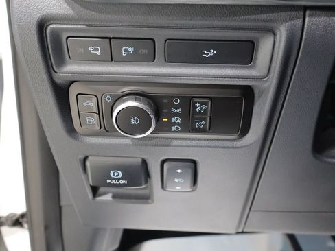 Used 2023 Ford F150 Lariat AWD/4WD image 31